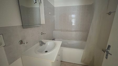 Location Appartement 3 pièces 52m² AUXONNE 21130 - Photo 5