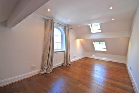 2 bedroom detached house to rent - Photo 2