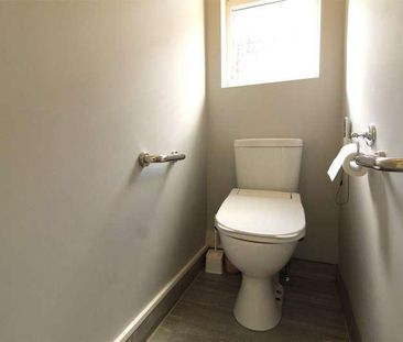 Lyne Court, Sunnymead Road, London, NW9 - Photo 6