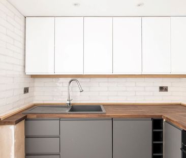 4 Bed Terraced House, Mayall Road, SE24 - Photo 1