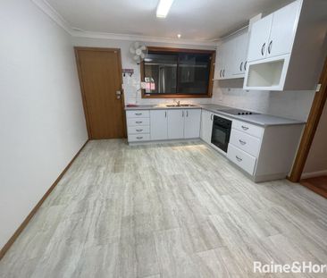 8 Meath Place, Blacktown, NSW 2148 - Photo 1