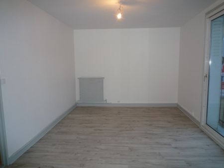 Appartement à louer 4 pièces - Photo 2