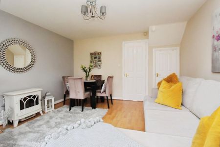 2 bedroom townhouse to rent - Photo 2