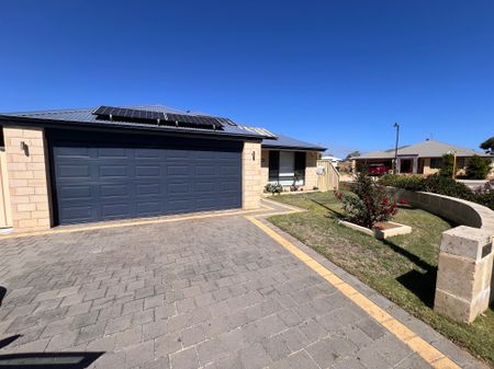 Banksia Grove - Photo 3