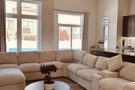 For Lease - 1136 Wilmington Avenue, Oshawa, Ontario - Photo 3