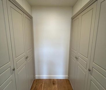 Location Appartement 2 pièces 52m² - Photo 5