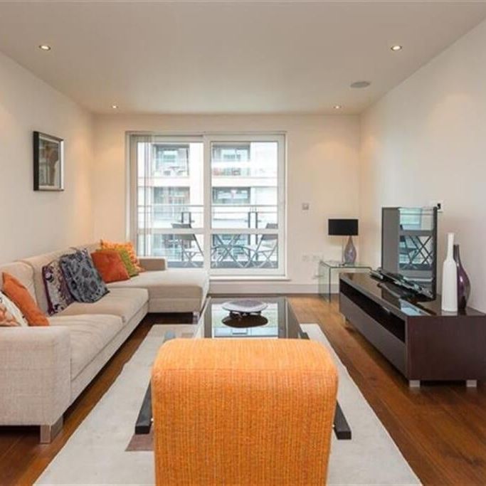 2 Bed Flat, Compass House, SW6 - Photo 1