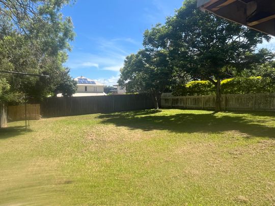 14 ALLOWRIE STREET, Stafford QLD 4053 - House For Rent | Domain - Photo 1