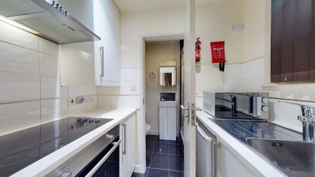 Studio to rent - Photo 4