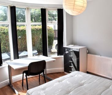 1 bedroom in a house share to rent - Photo 2