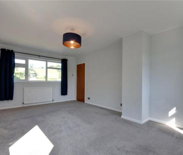 3 bedroom detached house to rent - Photo 5
