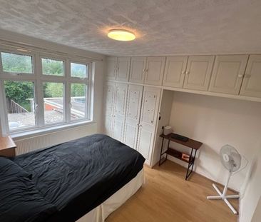 Room in a Shared House, Athelstone Road, HA3 - Photo 2
