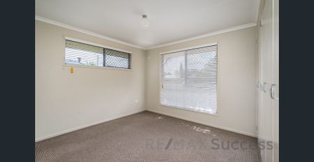 Comfortable Family Home in Sought-After Centenary Heights - Photo 5
