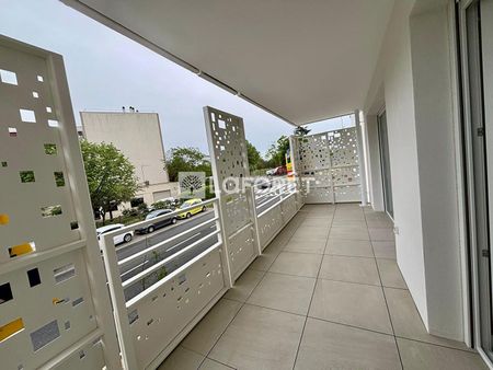Apartment - Photo 3