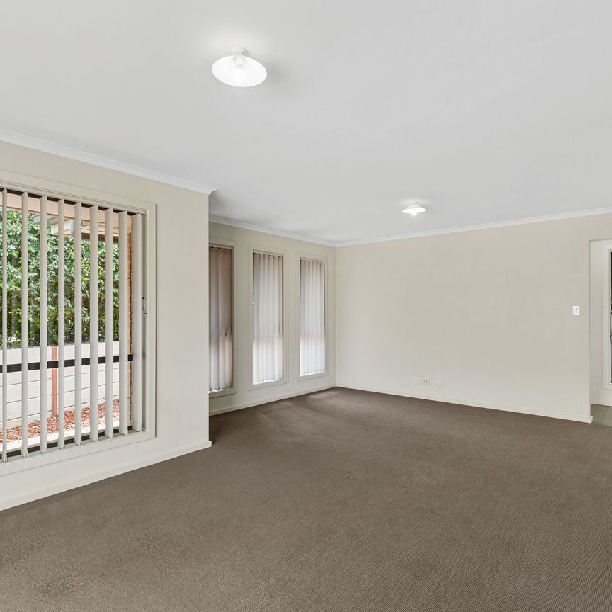 Seaford Meadows Gem: Stylish 3-Bedroom Family Living - Photo 1