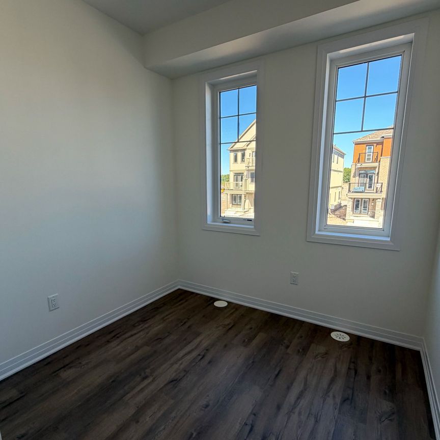 For Lease - 29 Pogie Drive, Welland, Ontario - Photo 1