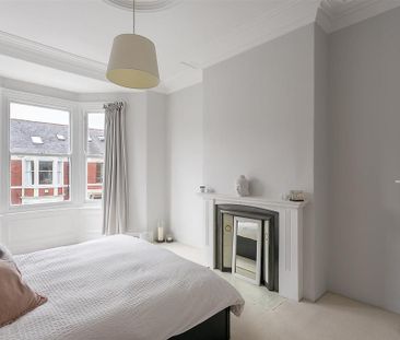 3 bedroom terraced house to rent - Photo 2