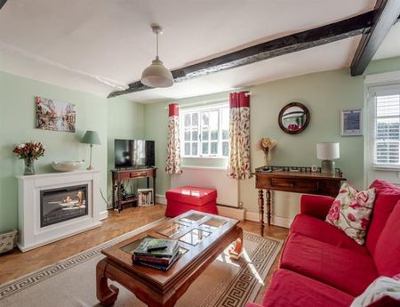 2 Bedroom Detached To Let - Photo 2