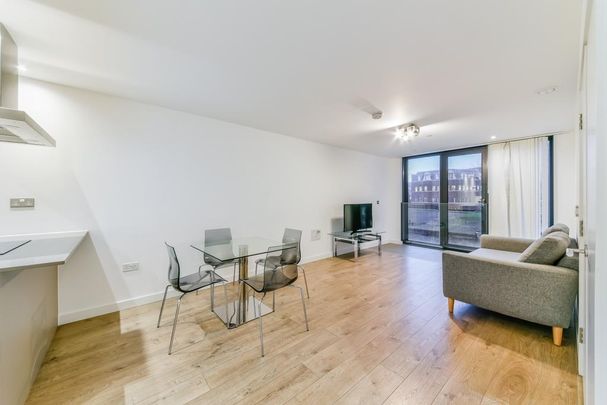 1 bedroom flat to rent - Photo 1