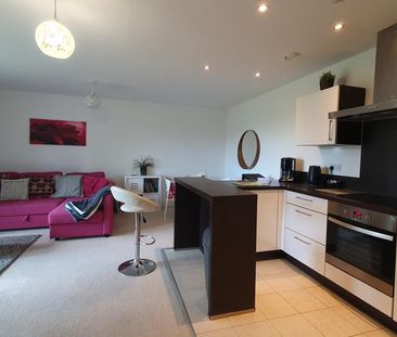 2 bedroom flat to rent - Photo 2