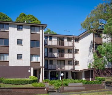 SUNNY TWO BEDROOM HOME IN CONVENIENT LOCATION - Photo 6