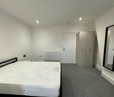 2 bedroom house to rent - Photo 3