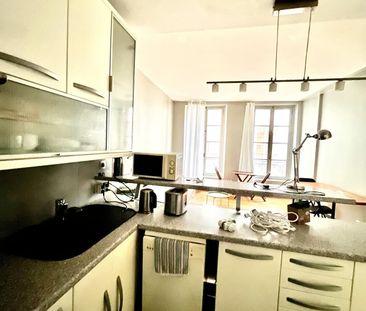 LOCATION MEUBLEE RUE QUINCAMPOIX GRAND STUDIO 30m² - Photo 6