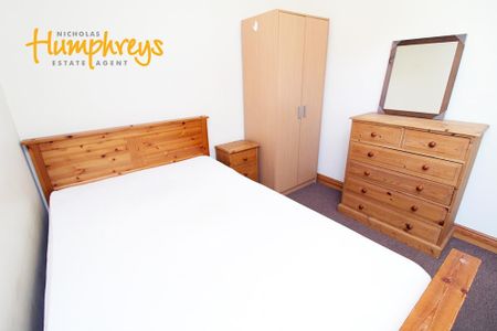 4 bedroom terraced house to rent - Photo 4