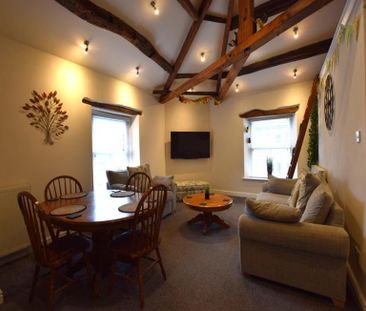 2 Bedroom Apartment To Let - Photo 2