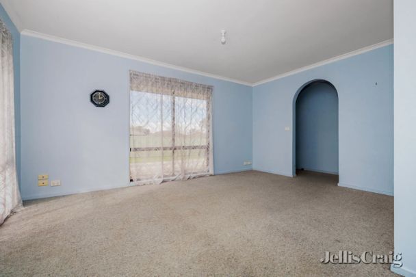 2 Bed, 1 Bath - Photo 1