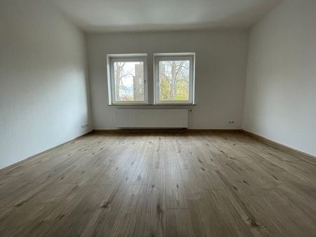 3-Zimmer-Wohnung in Wilhelmshaven Hansaviertel - Photo 2
