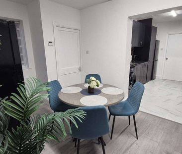 Bell Close Room 4 - Photo 5