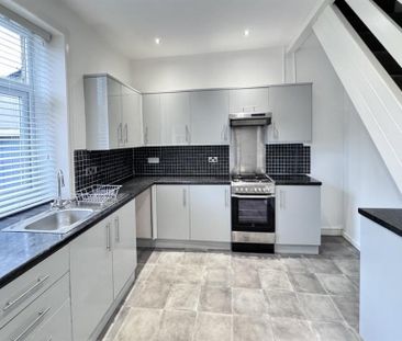 2 Bedroom Terraced To Let - Photo 6