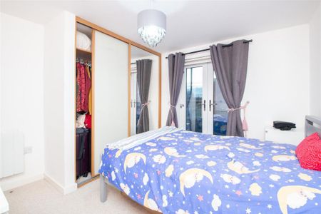 2 bedroom apartment to rent - Photo 5