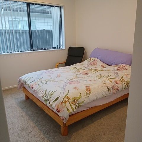 Private flat in immaculate cond. Quiet cul-de-sac. - Photo 1