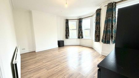 Frobisher Road, Hornsey, N8 - Photo 5