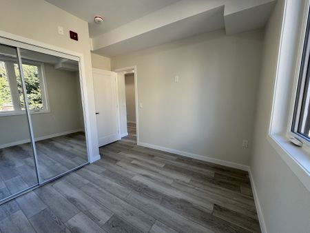 For Lease - 1184 Queen Street Unit# 2, Toronto, Ontario - Photo 5