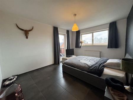 Licht & modern appartement te huur in centrum Stekene - Foto 4