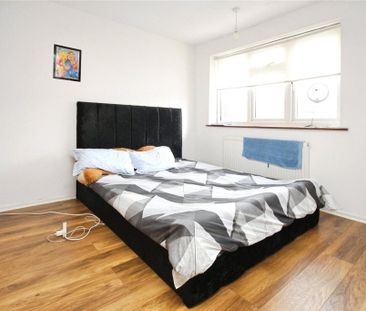 3 bedroom end of terrace house to rent - Photo 5