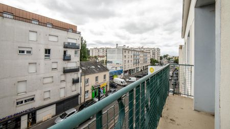 Location Appartement 4 pièces Meublé 84m² NANTES 44100 - Photo 3