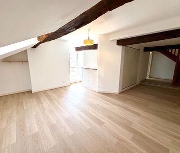 APPARTEMENT T3 A LOUER - BLOIS - HYPERCENTRE-VILLE, DUPLEX, 2 CHAMBRES - Photo 6