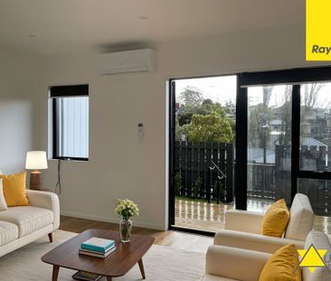 Be the first, Brand new townhouse in a great location - Photo 1