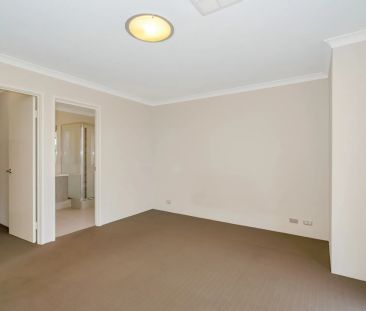 17 Harvey Crescent, - Photo 6