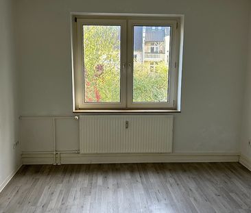 Helle 2-Zimmer Wohnung ab sofort bezugsfrei. - Foto 1