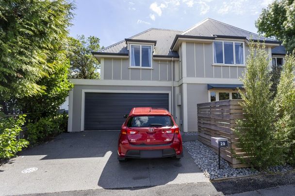 Spacious 4-Bedroom Townhouse with Study! - Photo 1