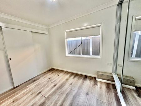 Private Studio Living Ideal for Singles! - Photo 3