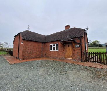 2 bedroom detached bungalow to rent - Photo 3