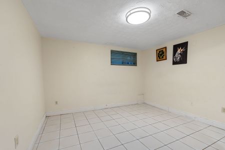 For Lease - 44 Presidential Street Unit# Basement, Vaughan, Ontario - Photo 5