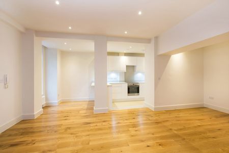 Grove End Gardens, Grove End Road, St Johns Wood, London, NW8 9LL - Photo 2