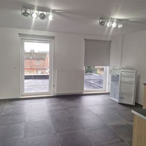 Appartement te huur in Péruwelz voor € 700 met 2 slaapkamers - Foto 3